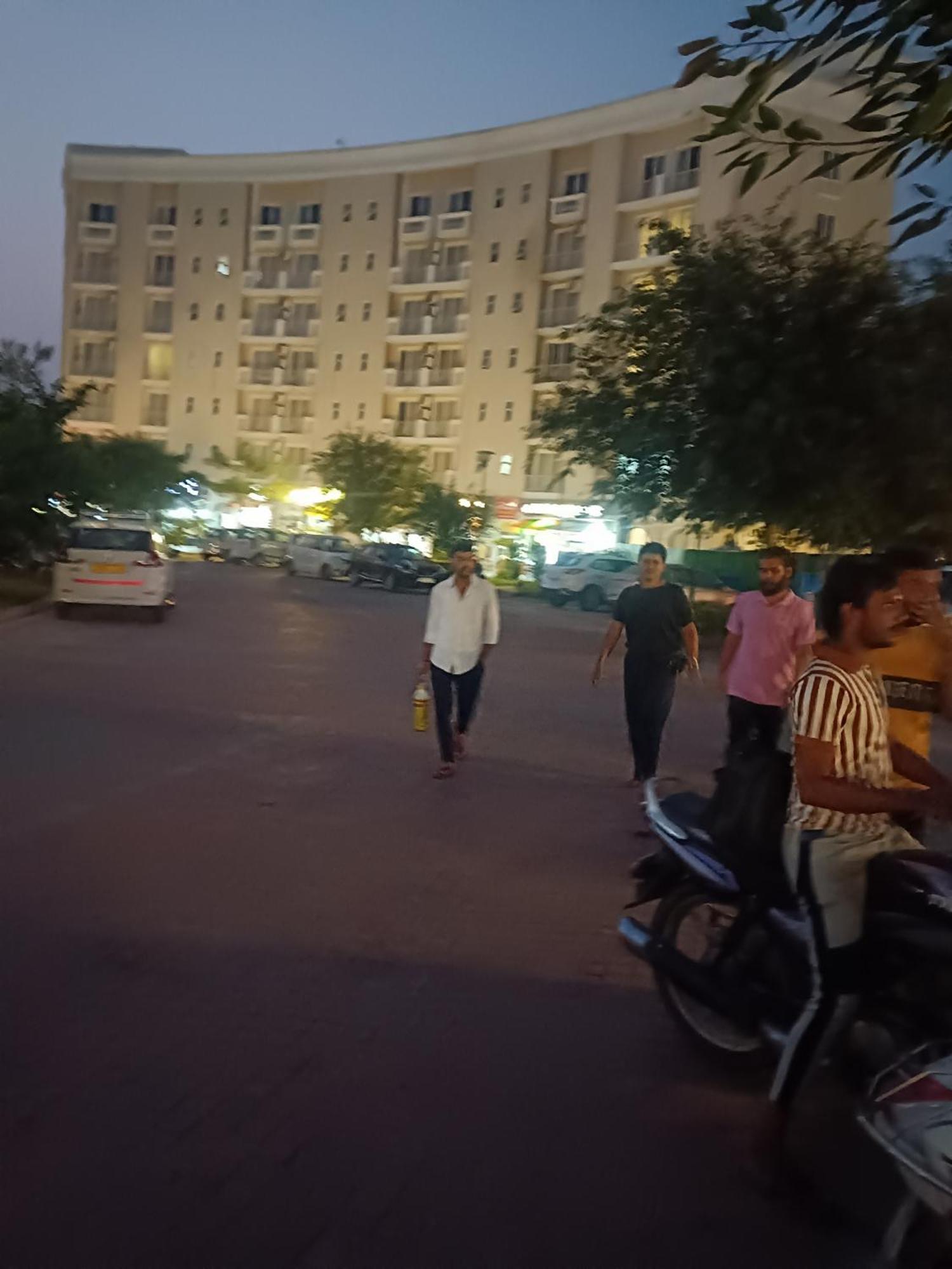 Brij Darshan Holidays Vrindāvan Exteriör bild